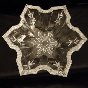 MARQUIS WATERFORD LEAD CRYSTAL SNOWFLAKE CANDY DIS
